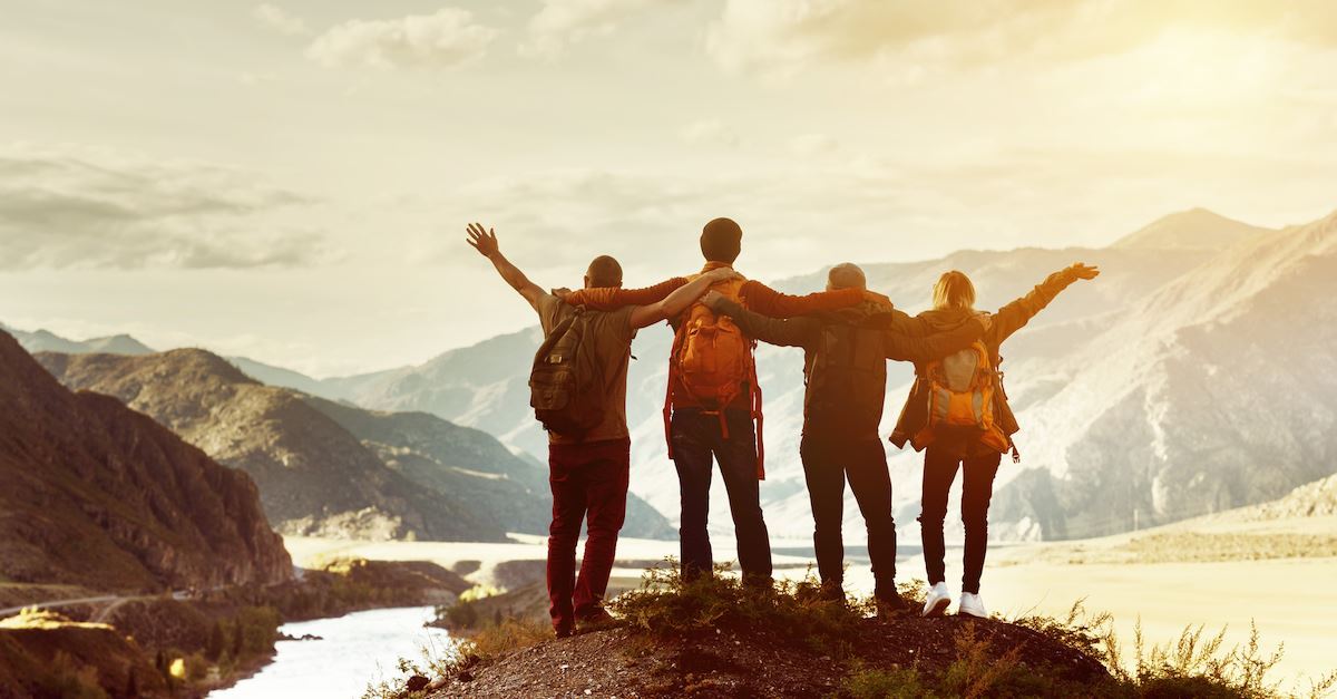 10 Important Things The Bible Says About Friendship