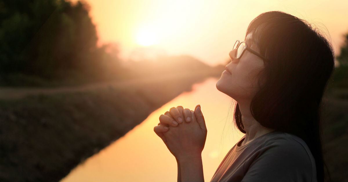 Is Repetitive Prayer Okay for Christians? What about “Vain Repetitions” in Matthew 6:7?