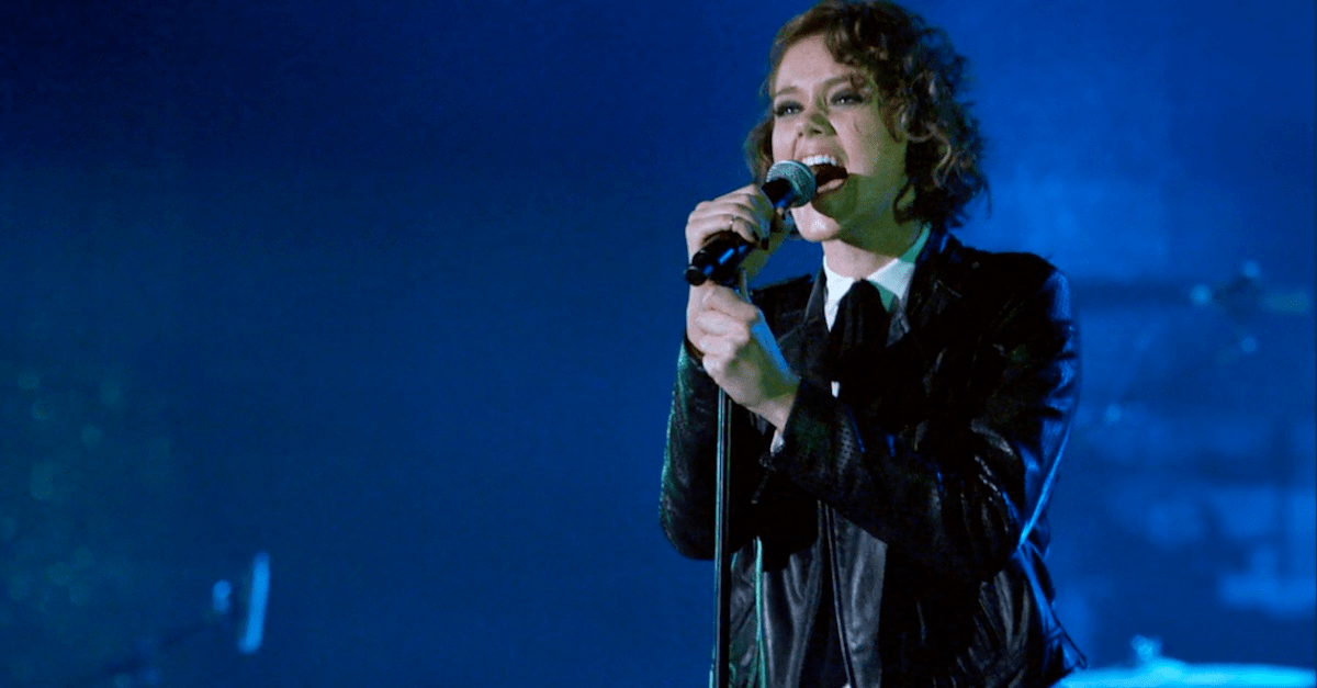 Taya Smith Of Hillsong United Discusses Oceans Video