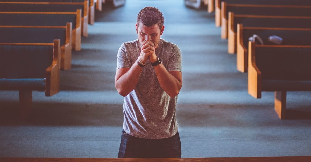 How do Christians pray?