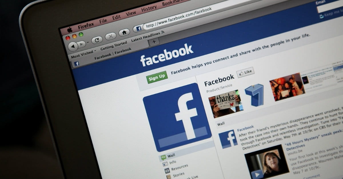 Family vs. Facebook: A New Resolution for the New Year