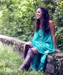 Rachael Lampa Takes on <i>The Sing-Off</i>