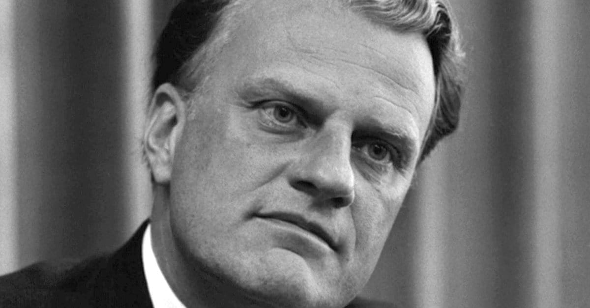 40 Courageous Quotes from Billy Graham