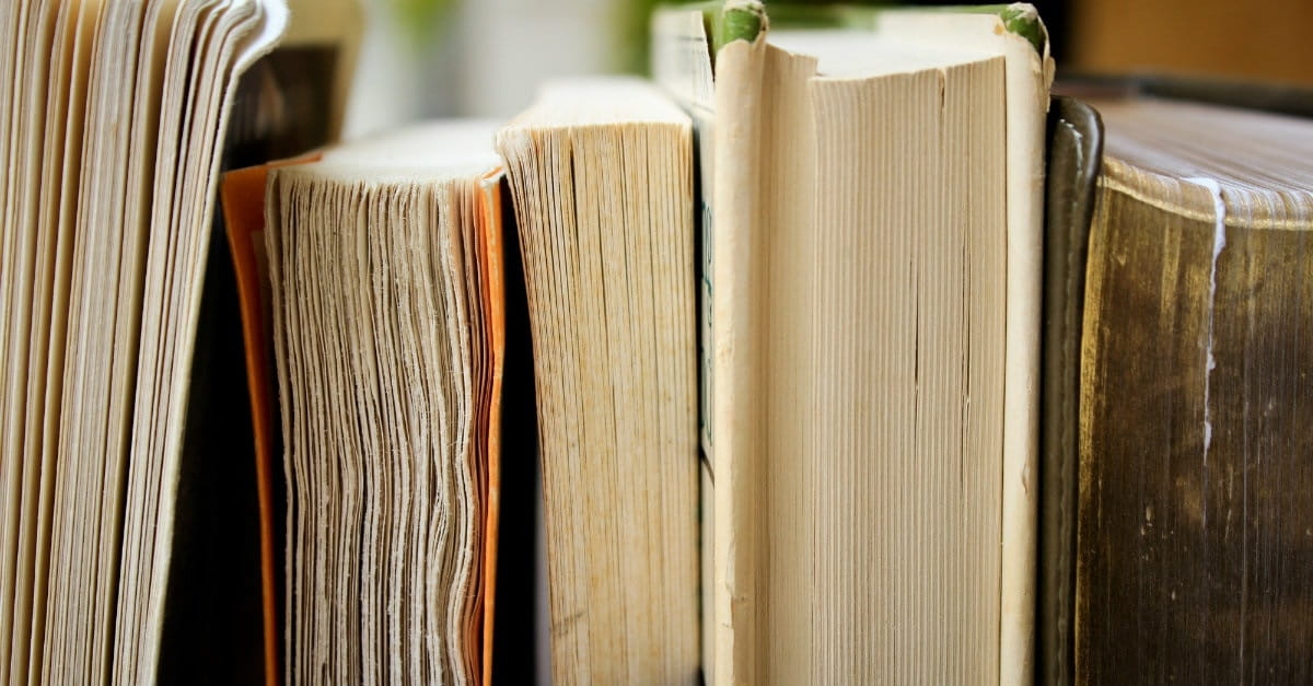 How to Read 200 Books a Year