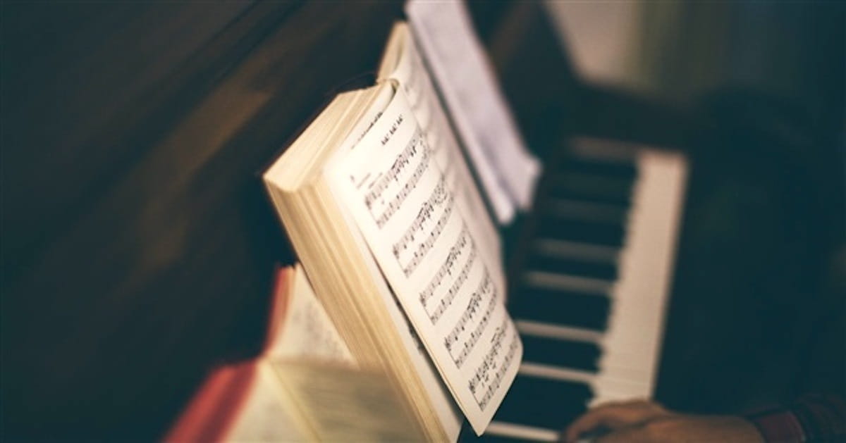 The Top 15 Traditional Christian Hymns 