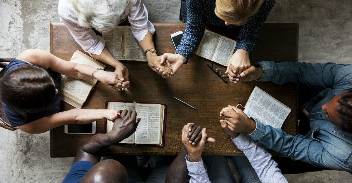 10 Powerful Prayers for Pastors and Leaders
