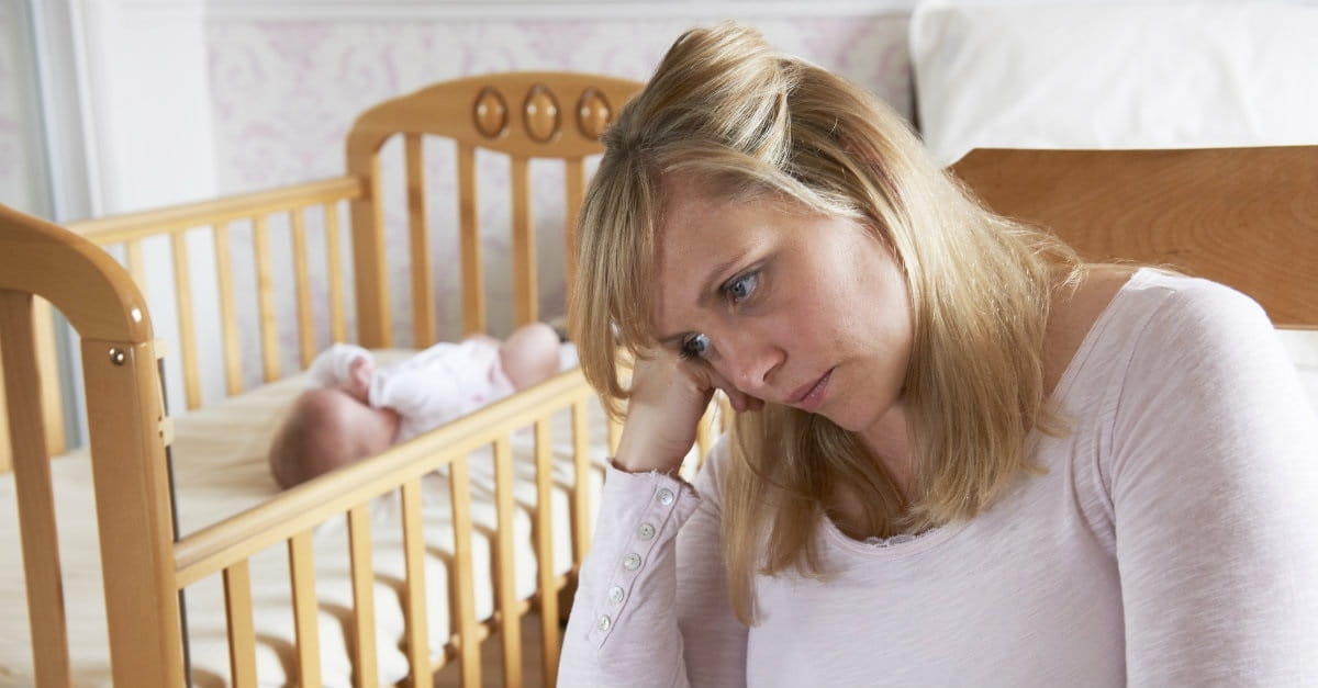 A Prayer for the Mom Struggling with Postpartum Depression | The Word