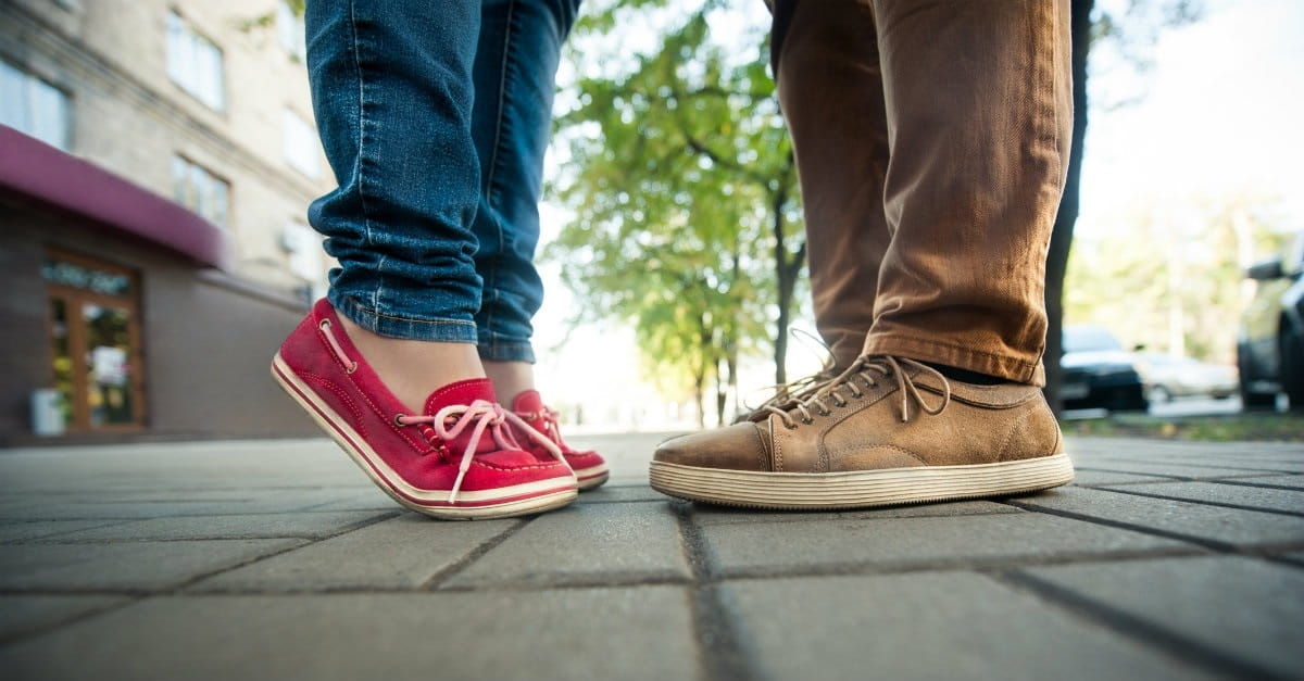 How to Help Your Teen Make the Right Choices About Dating