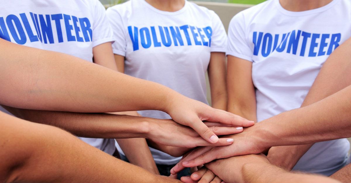 10 Creative Community Service Projects for Your Youth Group
