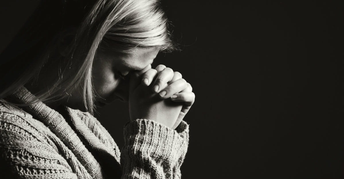 10 Bible Verses that Teach Us How to Pray Like Jesus