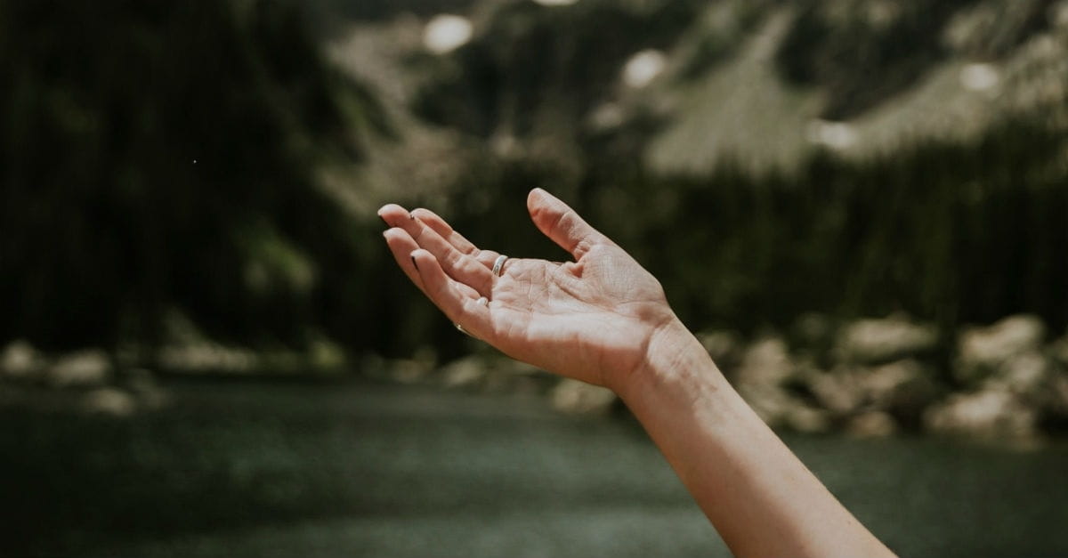 Let Go of Earthly Things