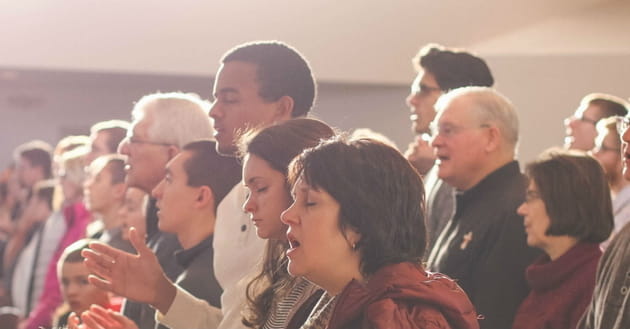 When We Worship, We See God More Clearly