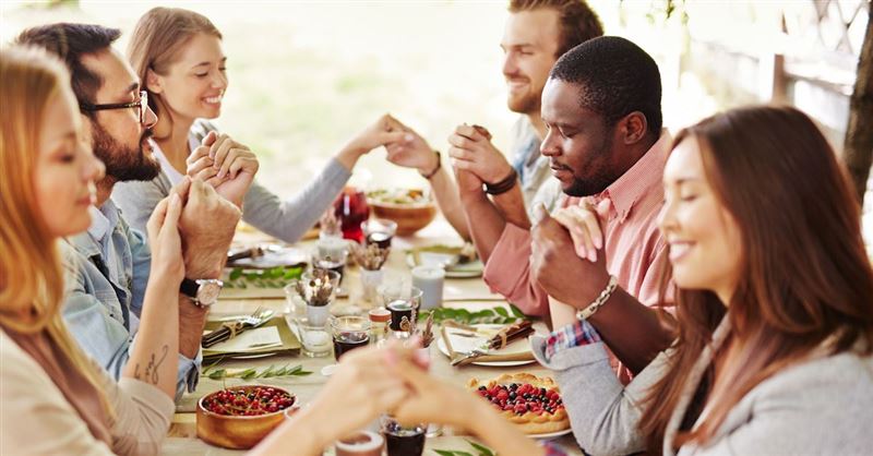 thanksgiving blessing a family