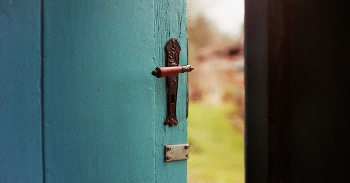 A Prayer for God to Lead The Way and Open His Doors: