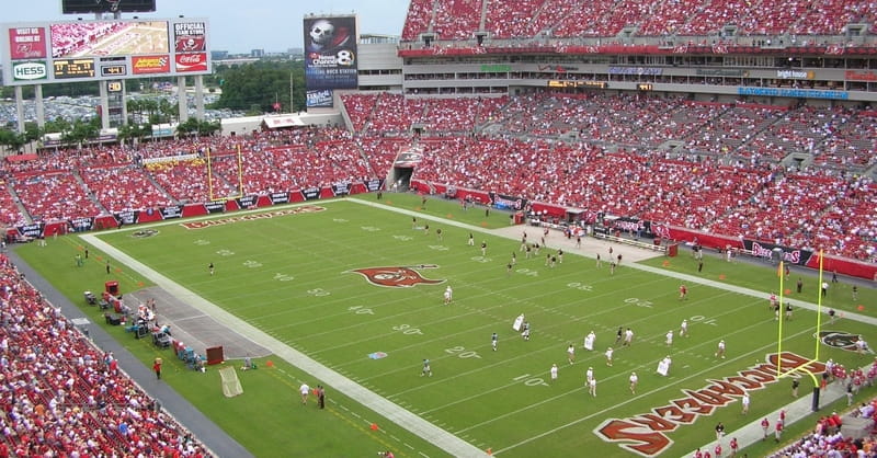 Tampa Bay Buccaneers Player and Wife Refuse to Abort Baby with Severe Birth Defect