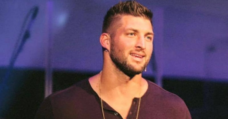 Tim Tebow Says God Called Him to Share Love of Christ to People at Airport