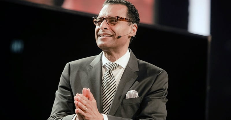 Pastor Explains Why He Left the President’s Evangelical Advisory Board