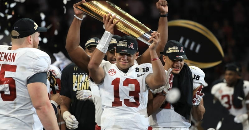 Christian Quarterback Becomes ‘Unlikely Legend’ at Age of 19