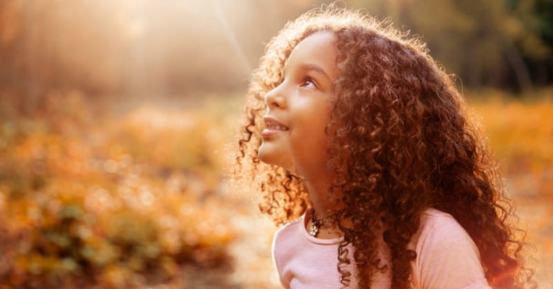 Little Girl Has Amazing Reaction Every Time Father Says 'Hallelujah'