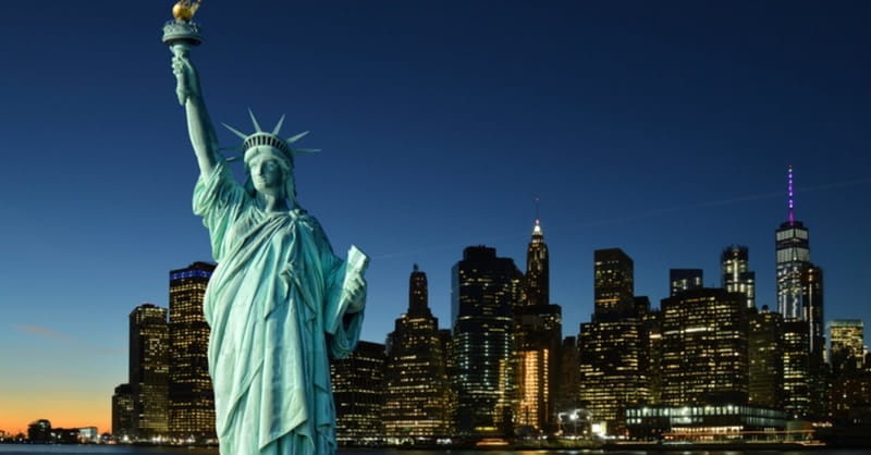 Protester Climbed Up the Base of the Statue of Liberty