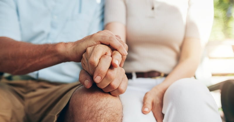 Married Couple Dates Again after Accident Wipes Wife’s Memories