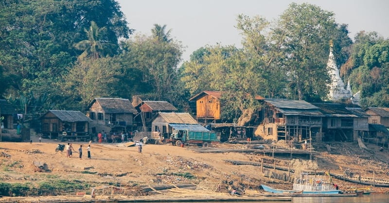 Rebels in Burma Detain More than 90 Christian Leaders, Shut Down More Churches
