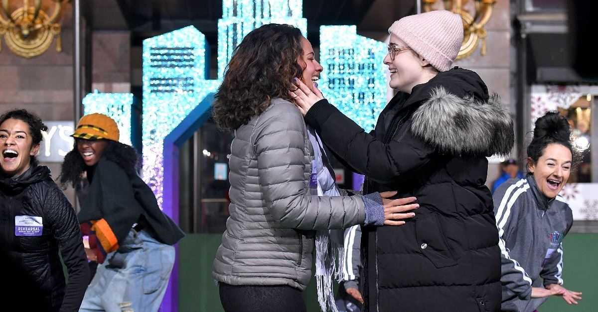 Macy S Thanksgiving Day Parade Features Lesbian Kiss As 23 Million Watch Michael Foust