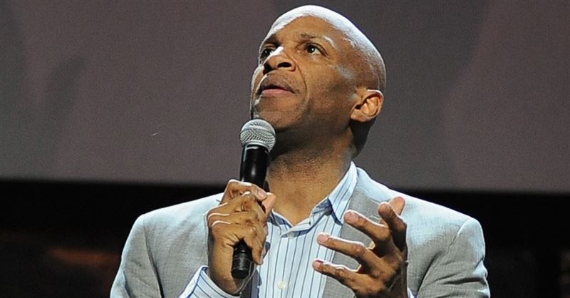 Gospel Singer Donnie McClurkin Sends Thanks to God after Surviving a Car Accident that Could Have Ended His Life