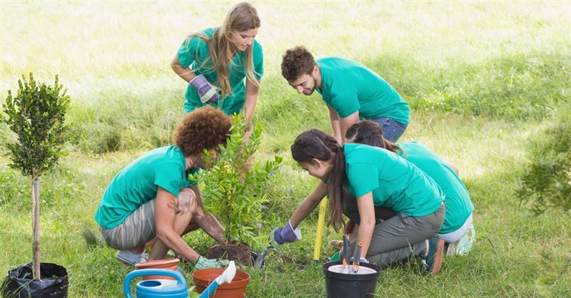 Texas Teenagers Commit Their Summers to Helping Others