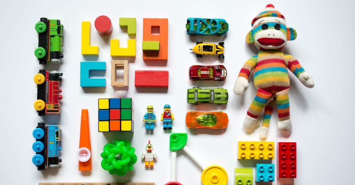 5-Year-Old Cancer Survivor Celebrates His Birthday by Delivering Thousands of Toys to Children's Hospital