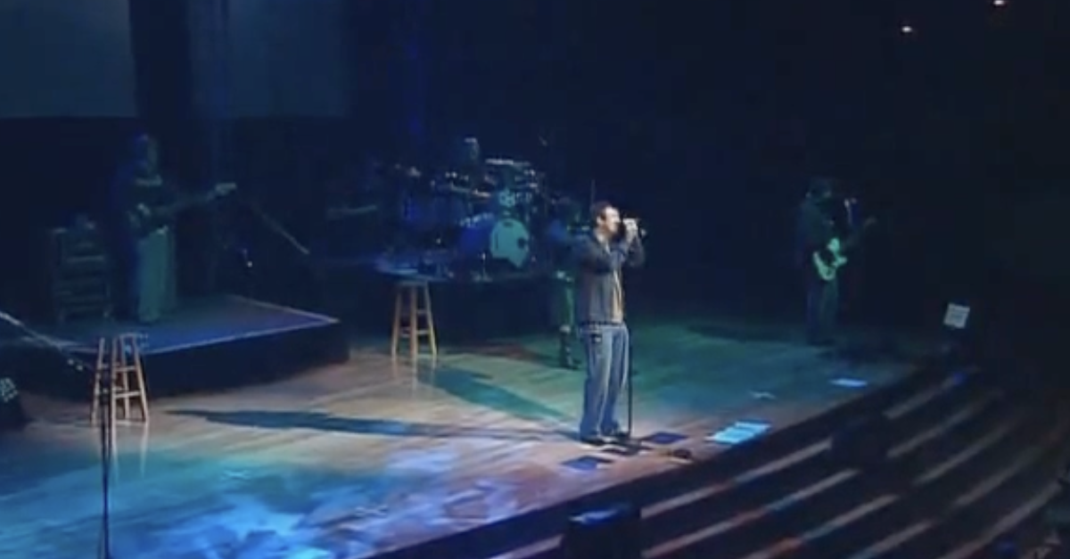 Casting Crowns Performs Powerful 'Praise You in This Storm'