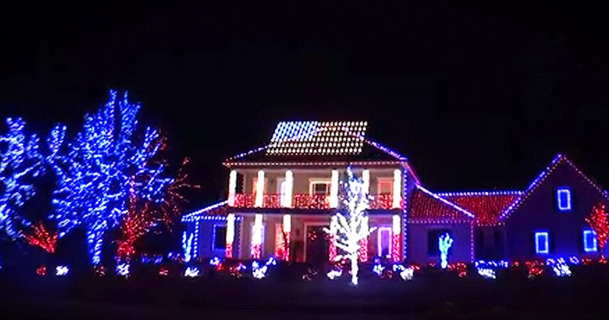 Patriotic Christmas Light Show Will Blow Your Mind - Inspirational Videos