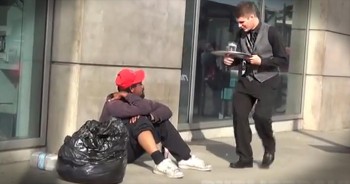 Life on the streets is tough.  Imagine how blessed these homeless people felt when a complete stranger served up an awesome surprise for them!  God bless this man for doing a kind deed for others.
