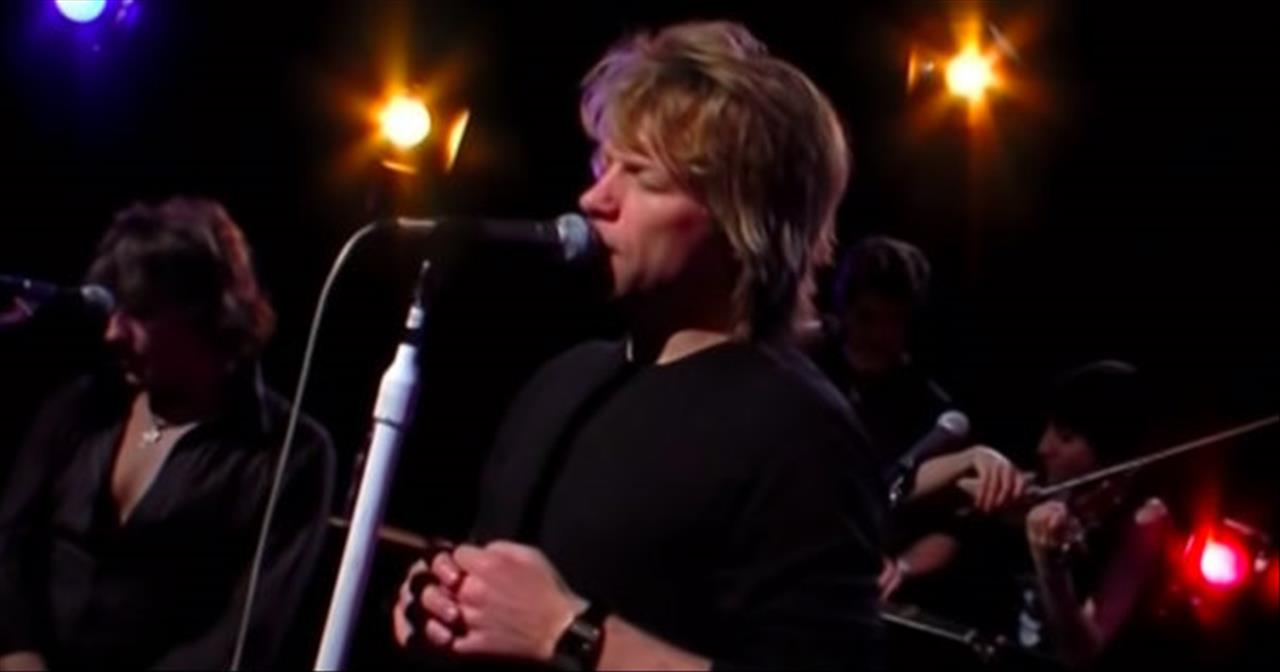 Powerful Performance of ‘Hallelujah’ by Bon Jovi