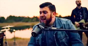 Beautiful Song And Breathtaking Voice Will Give You Hope