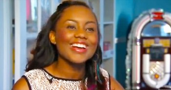 Singer Jamie Grace Hasn’t Let Tourette’s Keep Her Down – It’s Made Her A Fighter!