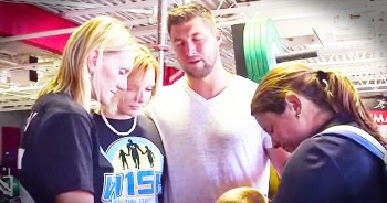 Haley suffers from a life-threatening illness and had just 1 simple wish. Fellow Christian Tim Tebow granted her wish and gave Haley memories that she’ll never be able to replace.