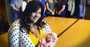 After giving birth via C-section, this Florida woman was without a pulse for 45 minutes. After hours of prayer and resuscitation attempts, this woman beat the odds and survived. She’s now home and well tending to her brand new baby girl! God is truly amazing!