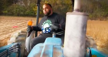 Jason Brown walked away from his high-paying job in the NFL to be a farmer in North Carolina. Despite having never farmed a day in his life, Jason is learning the ropes and serving our Lord. This is truly a life of greatness. 