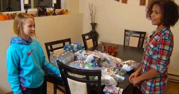When these 2 cousins noticed the temperatures were dropping, they decided to do something amazing for the homeless. After saving up their allowance for weeks, they bought essential supplies and hand-delivered to locals in the community. Amazing!