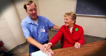 This granny spends every waking second in prison helping these men turn their lives around. And the best part is that love is changing lives for the better. Oh my gracious I sobbed hearing these stories, God bless this angel!