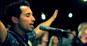 Available now for free download at: https://noisetrade.com/reillytheband/change-me-god-let-it-be-revival<br /><br />Lyrics and Chords are available at https://www.reillytheband.com<br /><br />Video Produced and Directed by Scouts Honor Media Co. <br /><br />Change Me God<br />REILLY<br /><br />https://www.reillytheband.com <br />https://www.facebook.com/reillymusic <br />https://www.twitter.com/reillyband