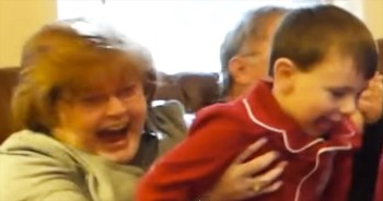 This family just thought they were getting a sentimental present. But when they pressed ‘PLAY,’ they were in for a huge surprise. What a special moment all captured on film!