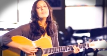 Francesca Battistelli Sings To Your Soul With ‘Free To Be Me’
