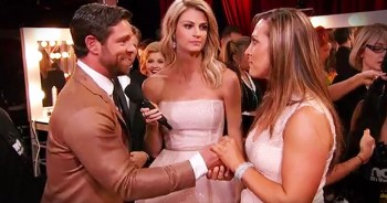 Double amputee war veteran Noah Galloway has already stolen America’s heart on ‘Dancing With The Stars.’ But his surprise proposal to girlfriend Jamie Boyd really got the water works going. What an amazing way to start their life together.