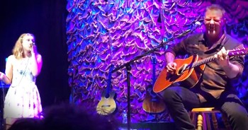 Just one look at this proud papa and you’ll have no doubt that James Hetfield loves his baby girl. This precious duet brings so many smiles. What a moment to remember!