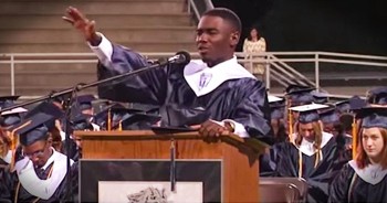 As a medical emergency took place in the stands, one student courageously took to the podium to ask for prayer. Christian Crawford was met with applause as he concluded the prayer with ‘Fix It, Jesus.’ This is one inspiring teen!