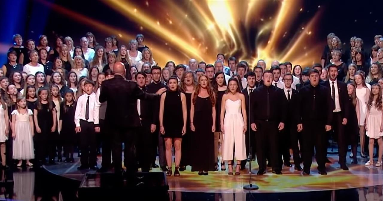 165-Piece Welsh Choir Sings Chilling Version Of 'Hallelujah'