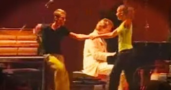 French Boogie Woogie dancers William Mauvais and Maéva Truntzer will dazzle your screen with their incredible performance. Their fast-paced dance number had me groovin’ in my seat. I can’t get over this talent. WOW!