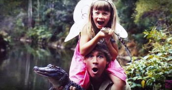 Bindi Irwin just joined Dancing With The Stars and she wanted to dedicate her first dance to her late father Steve Irwin. And when you see her adorable dance to 'Crocodile Rock' you have to smile. What joy she has! 